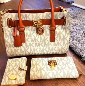 Michael Kors set